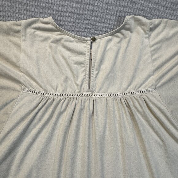 Maurices Womens Beige Tan Eyelet Blouse Short Dolman Sleeves Keyhole Size Small - Picture 9 of 15